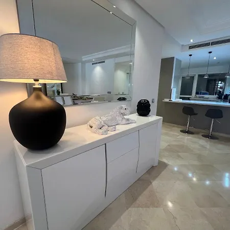 Διαμέρισμα Te Huur 2 Slaapkamers Frontline Complex