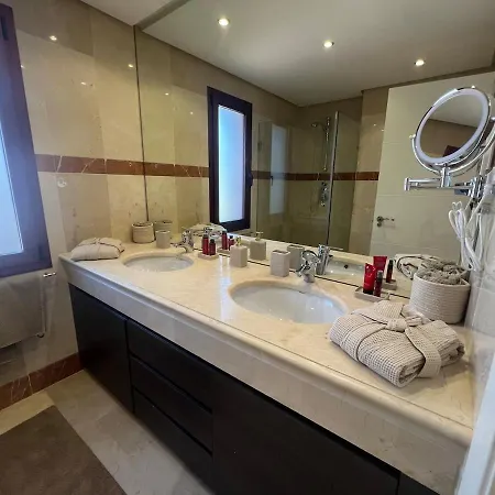 Διαμέρισμα Te Huur 2 Slaapkamers Frontline Complex *